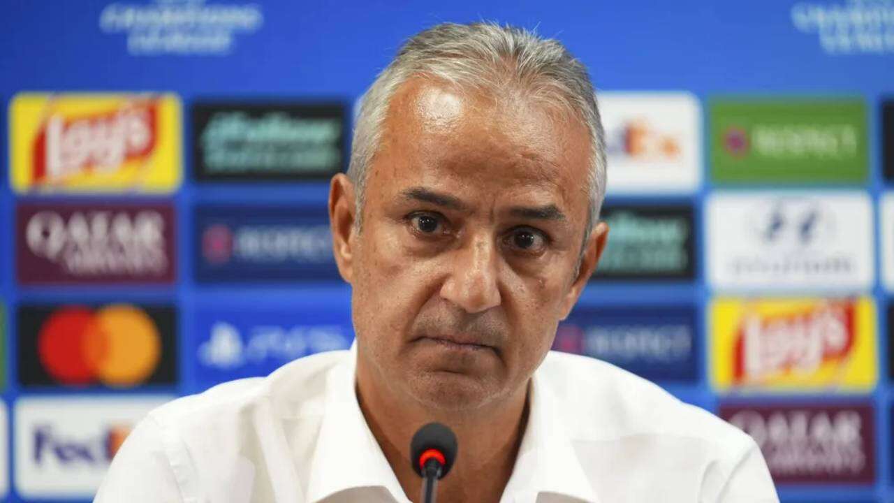 İsmail Kartal 9 maçta ilk 11 yazmıştı: Aziz Yıldırım neşteri vurdu, 2 futbolcunun bileti kesildi! 6